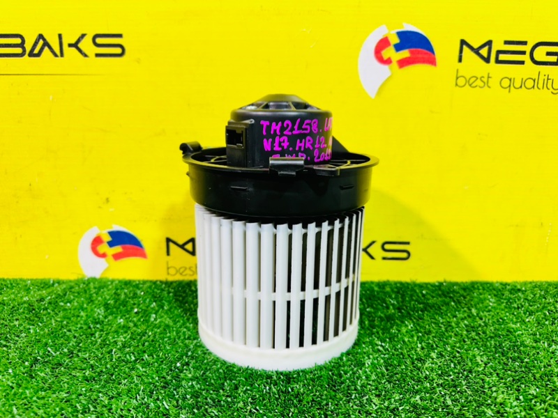 Мотор печки NISSAN LATIO N17 HR12DE 2012 передний (б/у)