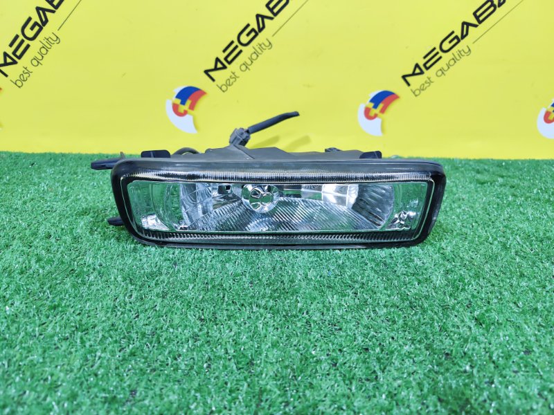 Туманка NISSAN ELGRAND APWE50 VQ35DE 2001 правая 114-24776 (б/у)