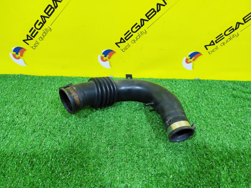 Патрубок интеркулера SUBARU R2 RC1 EN07 2004 (б/у)