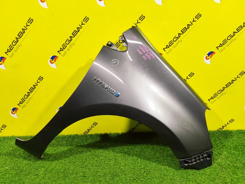 Крыло TOYOTA AQUA NHP10 1NZ-FXE 2013 переднее правое (б/у)