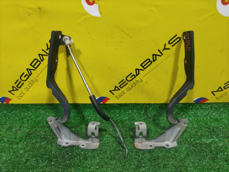 Петля капота SUBARU R2 RC1 EN07D передняя (б/у)