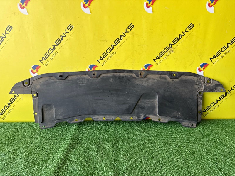 Защита бампера NISSAN LATIO N17 HR12DE 2012 (б/у)