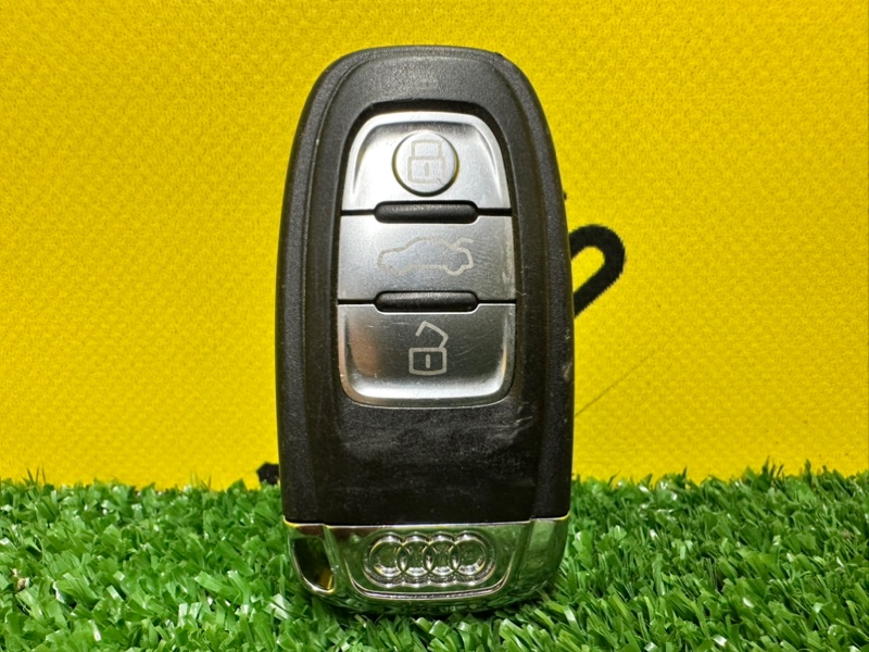 Ключ зажигания AUDI A4 8K CAKA 2011