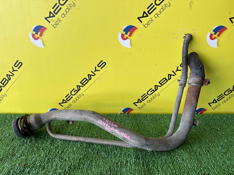 Горловина топливного бака MITSUBISHI PAJERO MINI H56A 4A30 1995 (б/у)