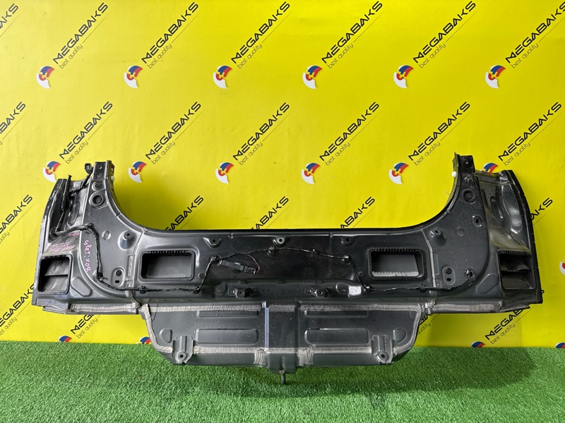 Rear cut TOYOTA RAIZE A201A WA-VE 2023 (б/у)