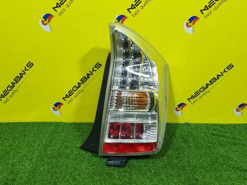 Стоп-сигнал TOYOTA PRIUS ZVW30 2ZR-FXE 2010 правый 47-38 (б/у)
