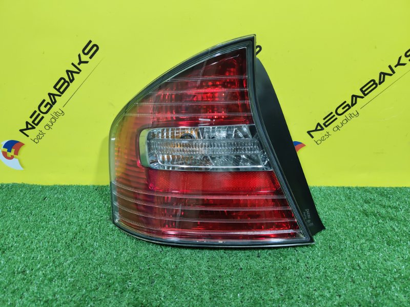 Стоп-сигнал SUBARU LEGACY BL5 EJ203 2004 левый 220-20806 (б/у)