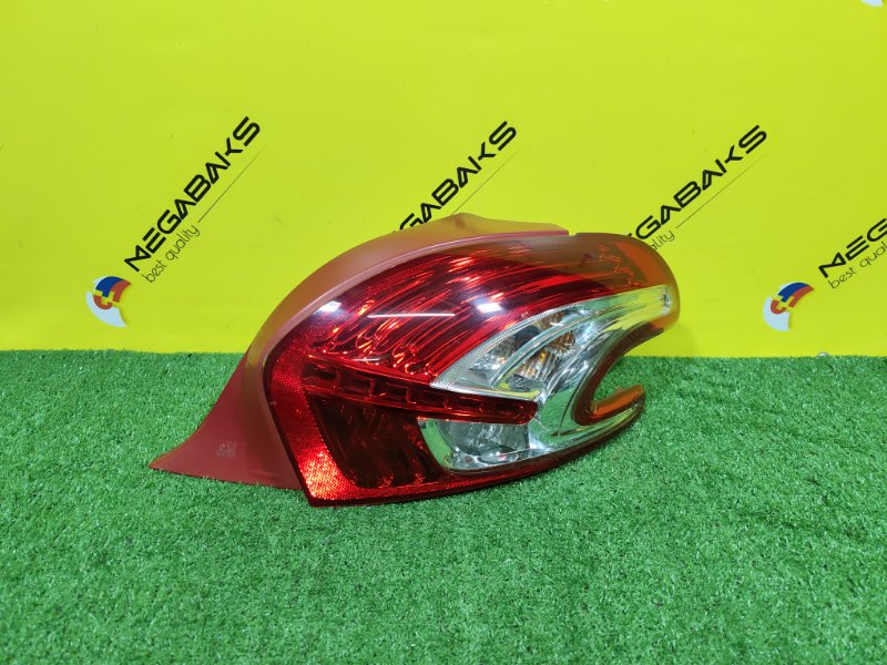 Стоп-сигнал PEUGEOT 208 A9 EP6 2013 правый (б/у)