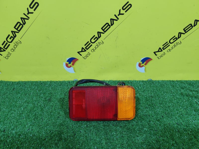 Стоп-сигнал SUZUKI CARRY TRUCK DA16T R06A 2018 левый RR046 (б/у)
