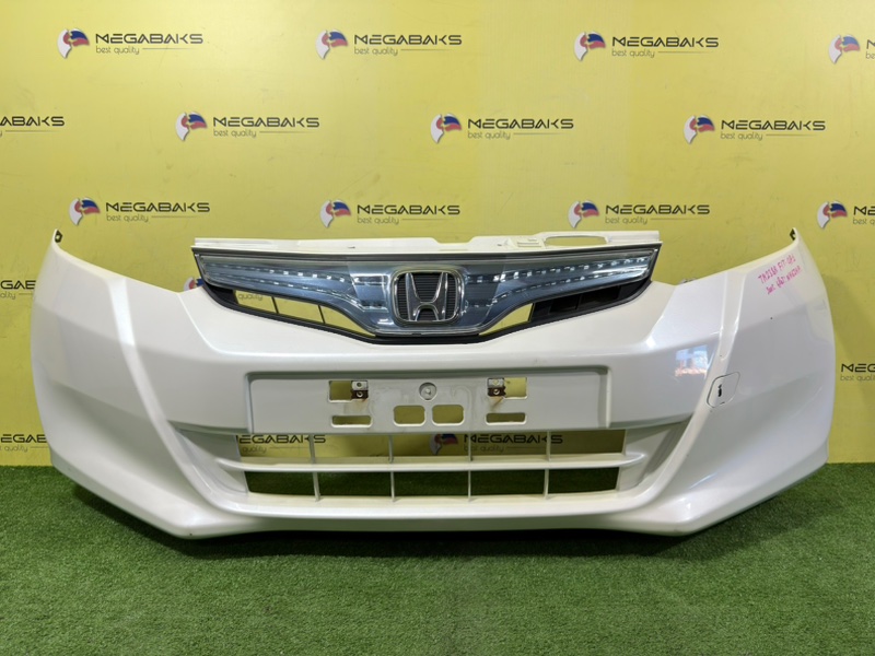 Бампер HONDA FIT GP1 LDA 2011 передний (б/у)