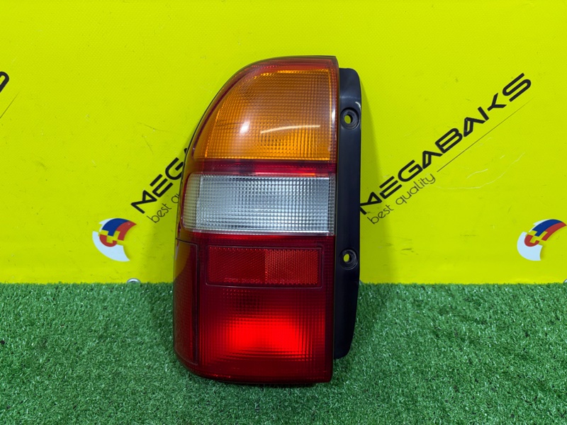 Стоп-сигнал SUZUKI ESCUDO TD52W J20A 1998 левый 220-32077 (б/у)