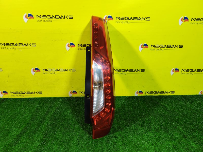 Стоп-сигнал NISSAN X-TRAIL NT31 MR20DE 2011 правый 220-23308 (б/у)