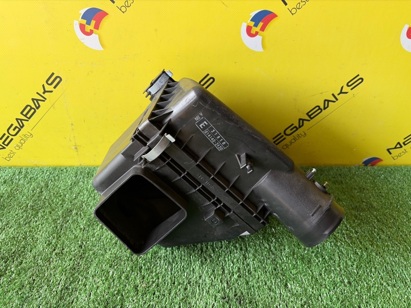 Корпус воздушного фильтра TOYOTA MARK X GRX135 4GR-FSE 2010 (б/у)