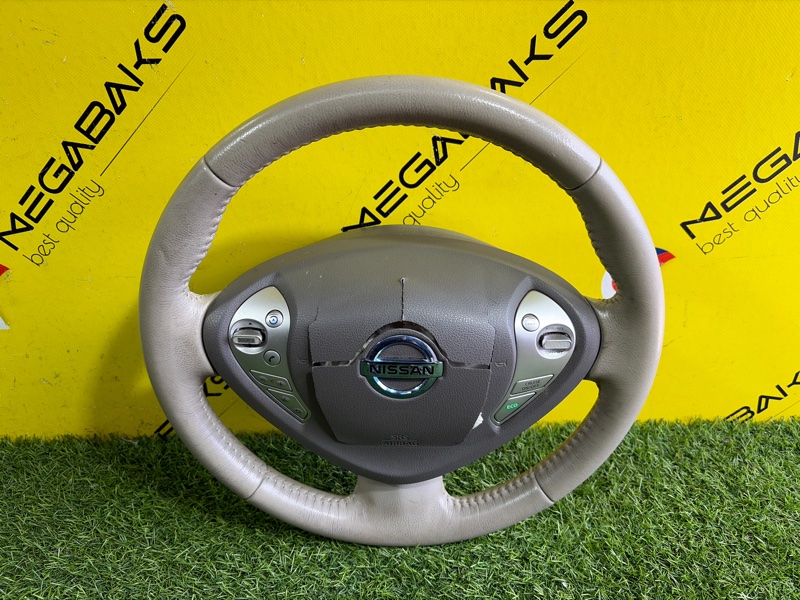 Руль NISSAN LEAF AZE0 EM57 2015 (б/у)