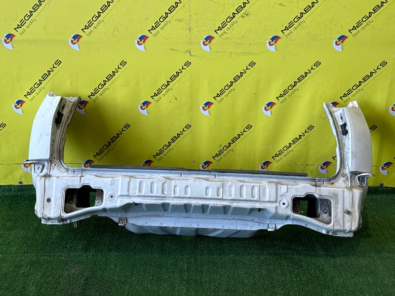 Rear cut TOYOTA CARIB AE114 4A-FE 1999 (б/у)