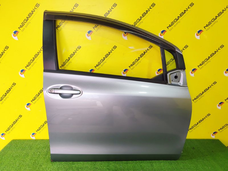 Дверь TOYOTA VITZ NCP91 1NZ-FE 2005 передняя правая (б/у)