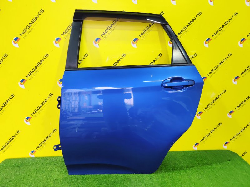 Дверь SUBARU TREZIA NCP120X 1NZFE 2012 задняя левая (б/у)