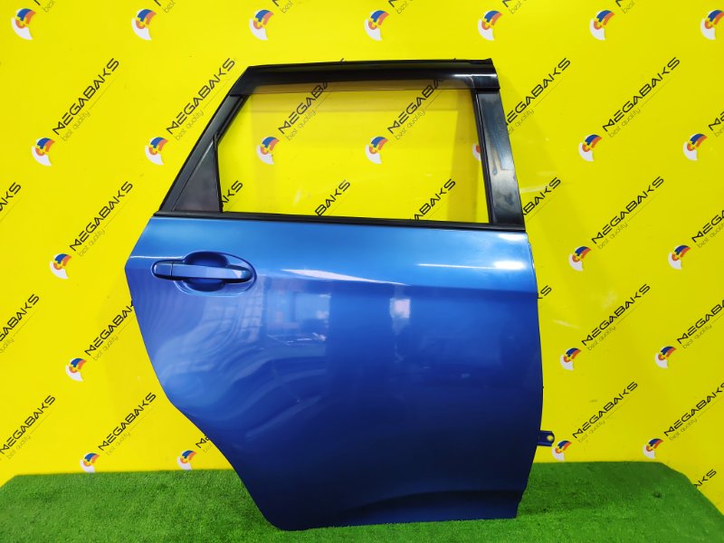 Дверь SUBARU TREZIA NCP120X 1NZFE 2012 задняя правая (б/у)