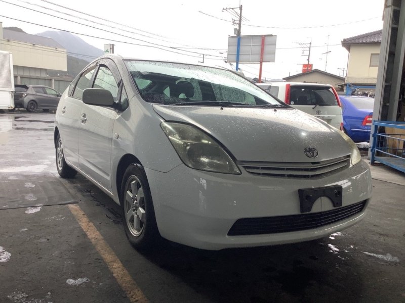 Nose cut TOYOTA PRIUS NHW20 1NZ-FXE 2004 (б/у)