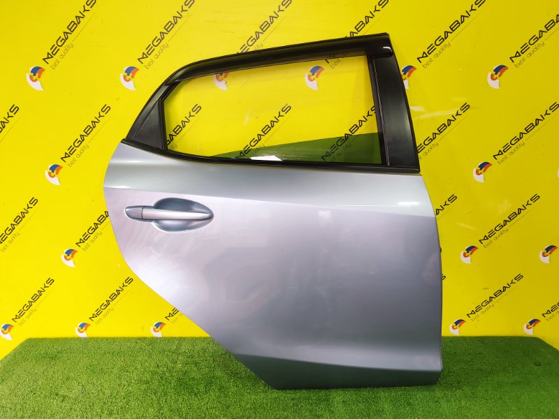 Дверь MAZDA DEMIO DE3FS ZJ-VE 2013 задняя правая (б/у)