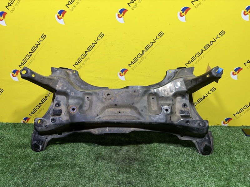Балка под двс TOYOTA IST NCP110 1NZ-FE 2009 (б/у)
