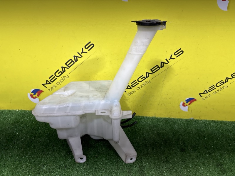Бачок стеклоомывателя TOYOTA RACTIS NCP120 1NZ-FE 2013 (б/у)