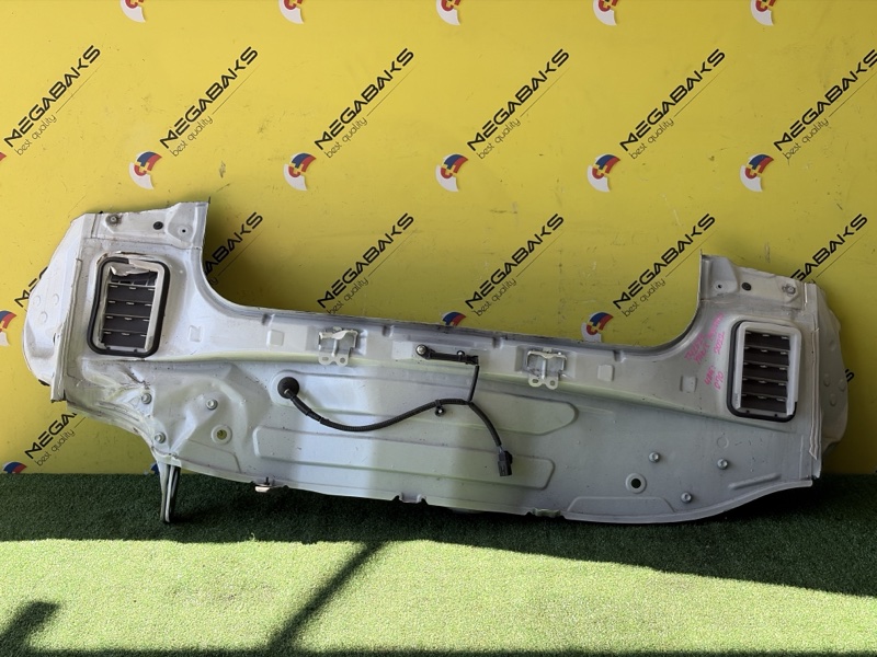 Rear cut TOYOTA YARIS MXPA10 M15A-FXE 2022 (б/у)
