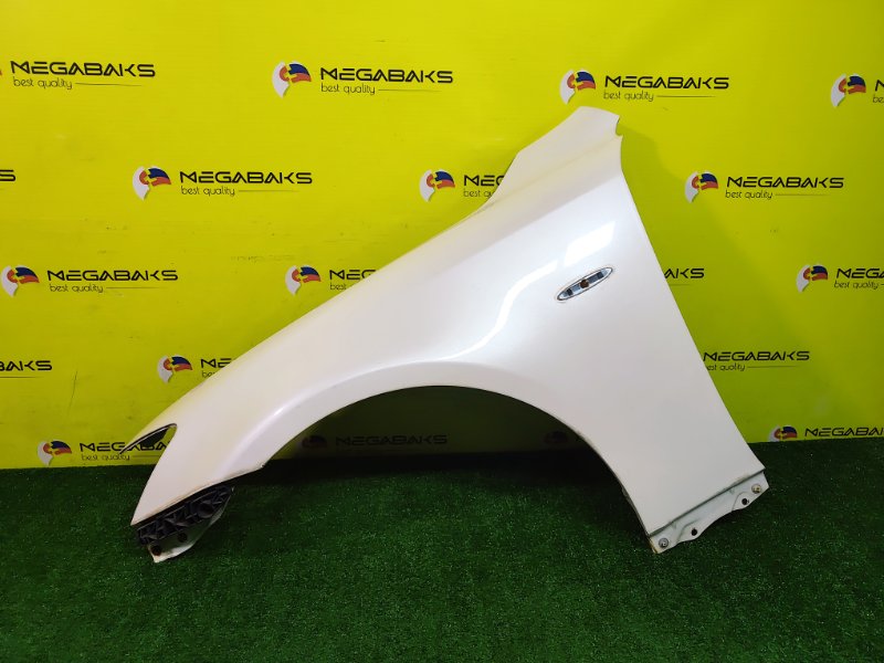 Крыло LEXUS IS350 GSE21 2GR-FXE 2005 переднее левое 062 (б/у)