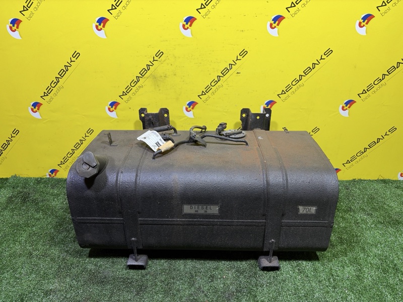 Бензобак MITSUBISHI CANTER FB70B 4M42 2007 70l (б/у)