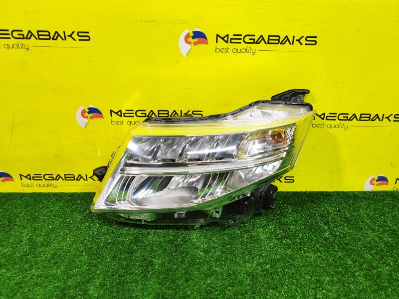 Фара TOYOTA TANK M900A 1KR-FE 2019 левая W3918 (б/у)
