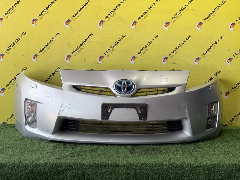 Бампер TOYOTA PRIUS ZVW30 2010 передний (б/у)