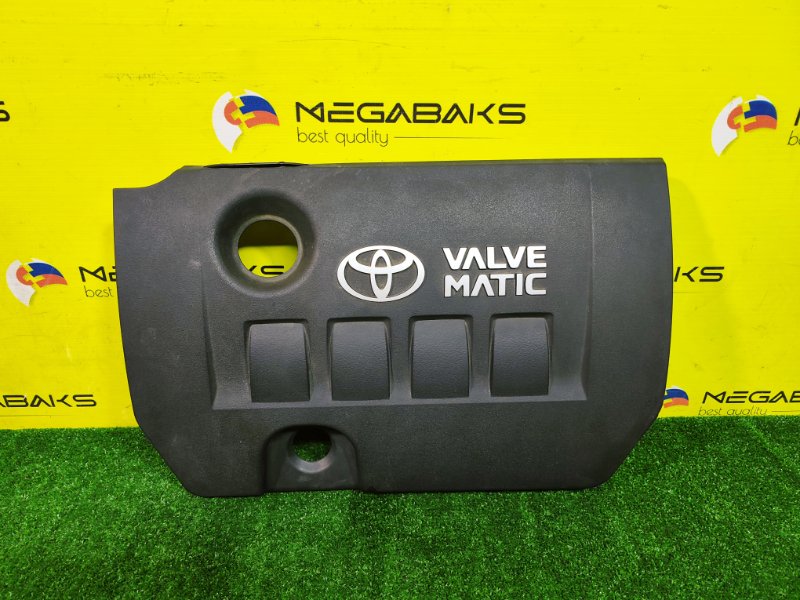 Крышка двс декоративная TOYOTA WISH ZGE20 2ZR-FAE 2012 (б/у)