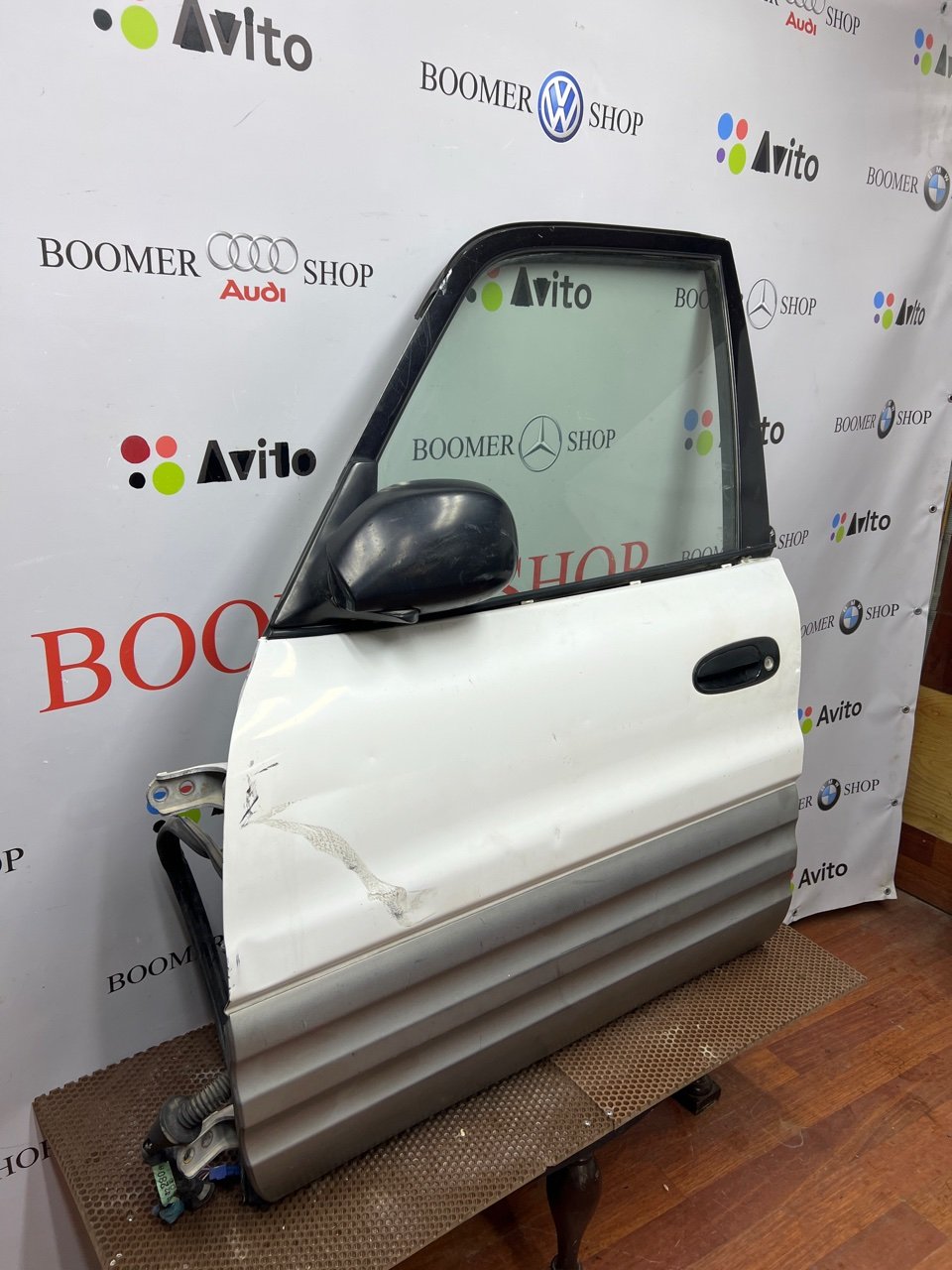 Дверь передняя левая RAV4 1998 XA10 Дверь передняя левая RAV4 1998 XA10