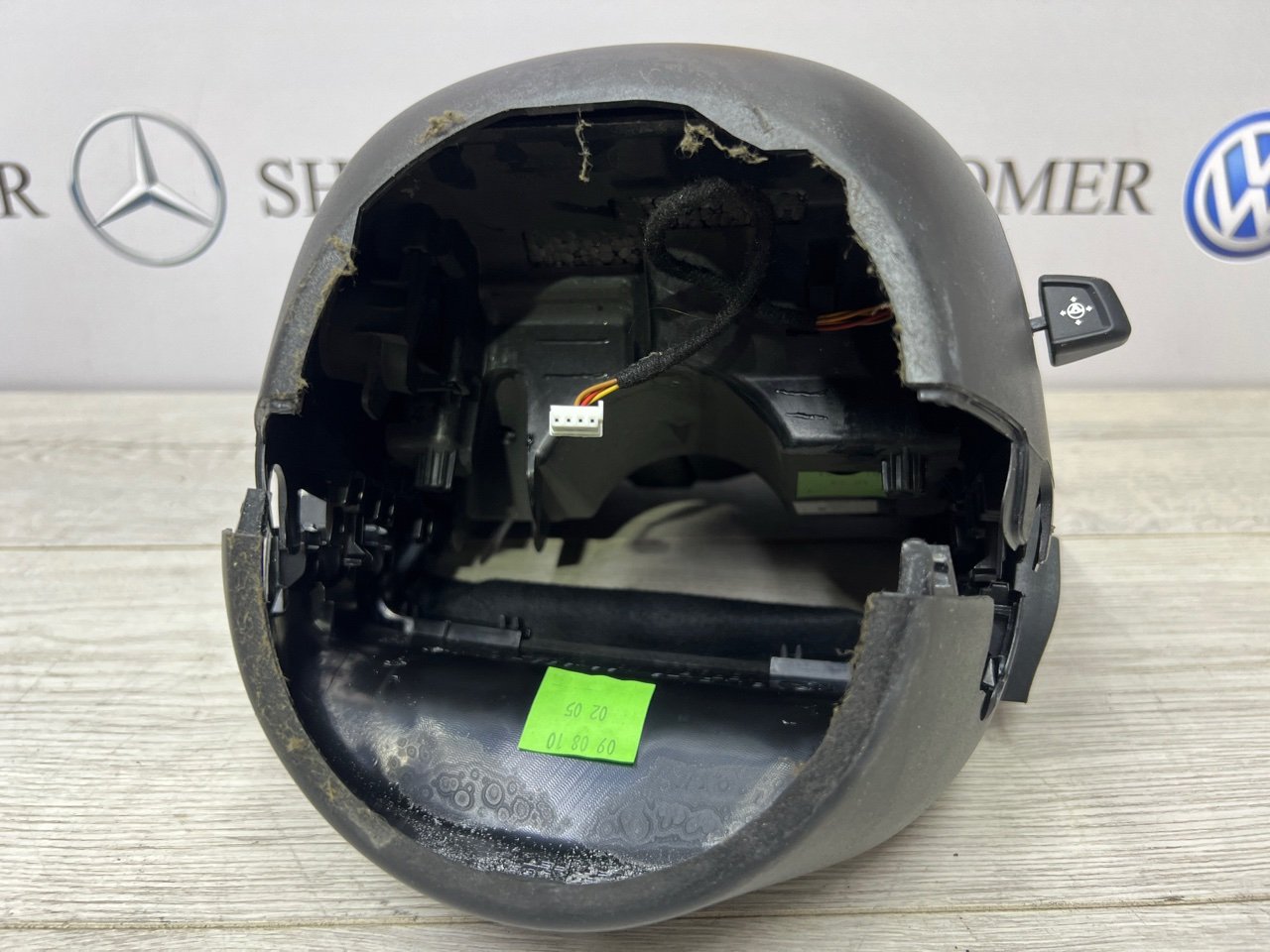 Пыльник рулевой колонки 5 2010 F10 Пыльник рулевой колонки 5 2010 F10