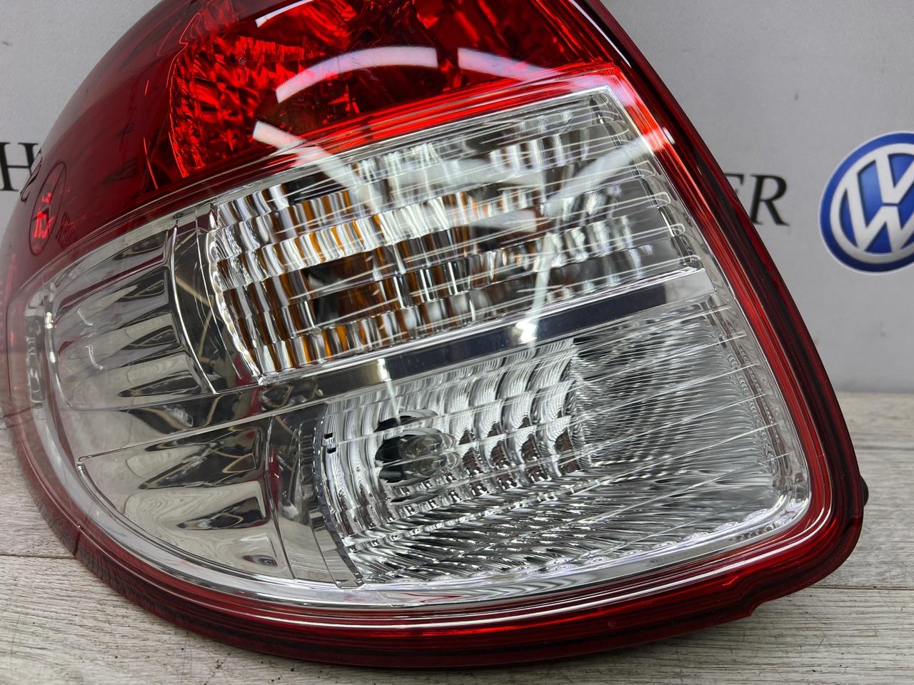 Фонарь левый SX4 2012 YB11S