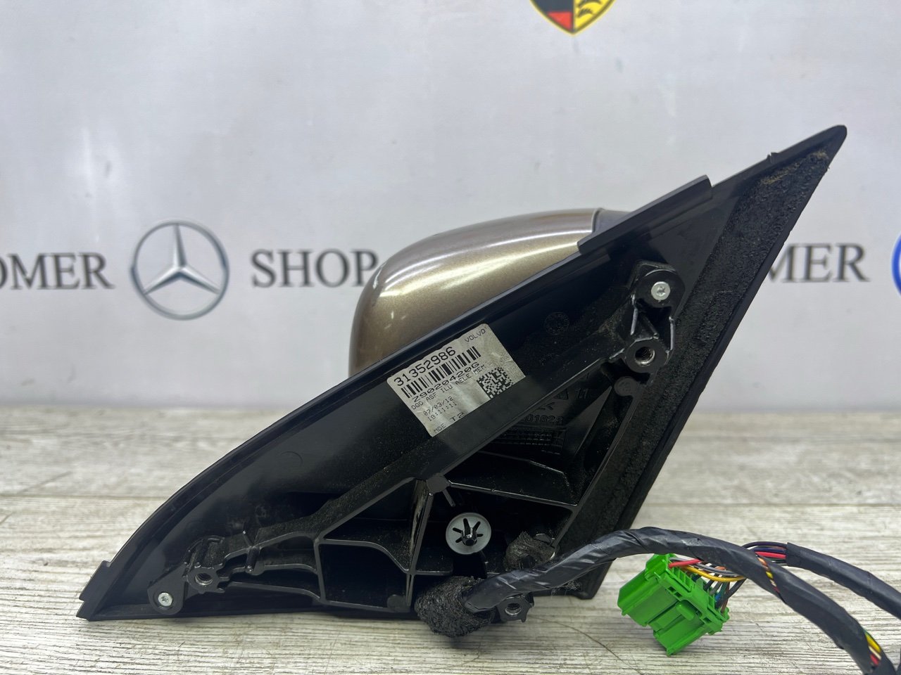 Зеркало переднее правое XC60 2011 DZ31
