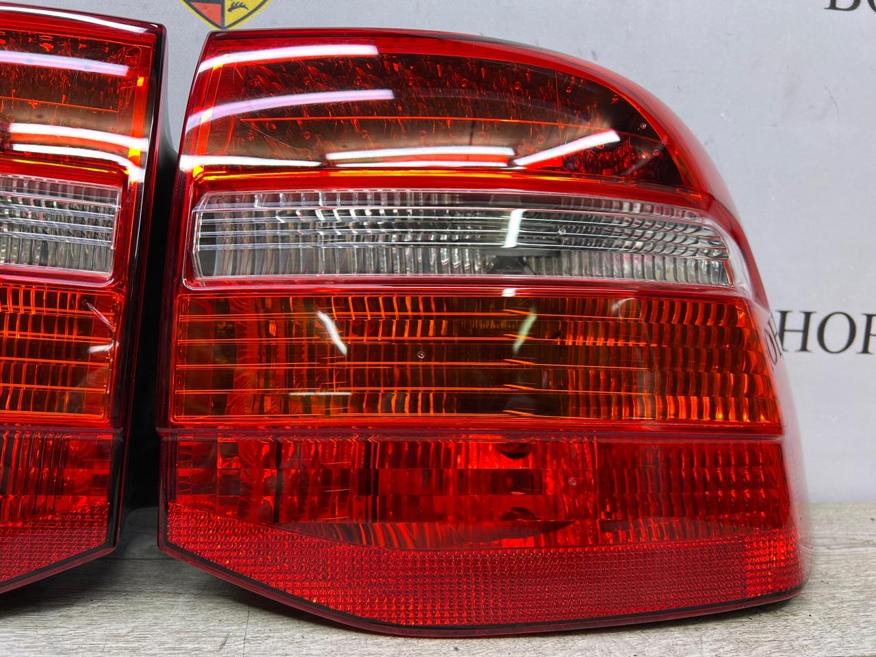 Фонари задние Cayenne 2008 957
