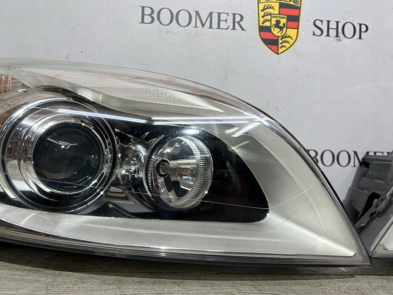 Фары ксенон передние XC60 2011 DZ31