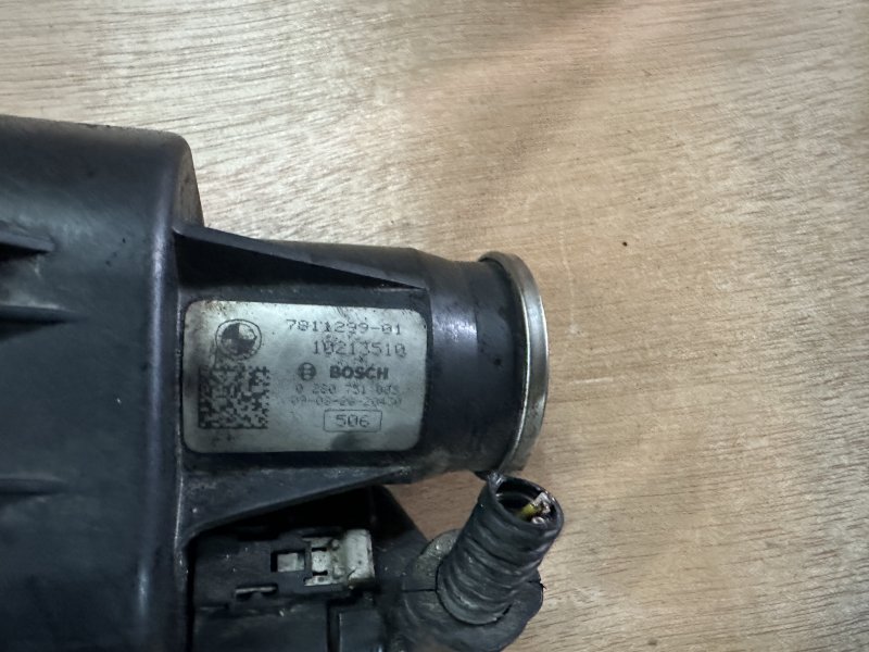 Сервопривод впускного коллектора BMW 3 2009 E90 2.0 N47D20C 11618506410 контрактная