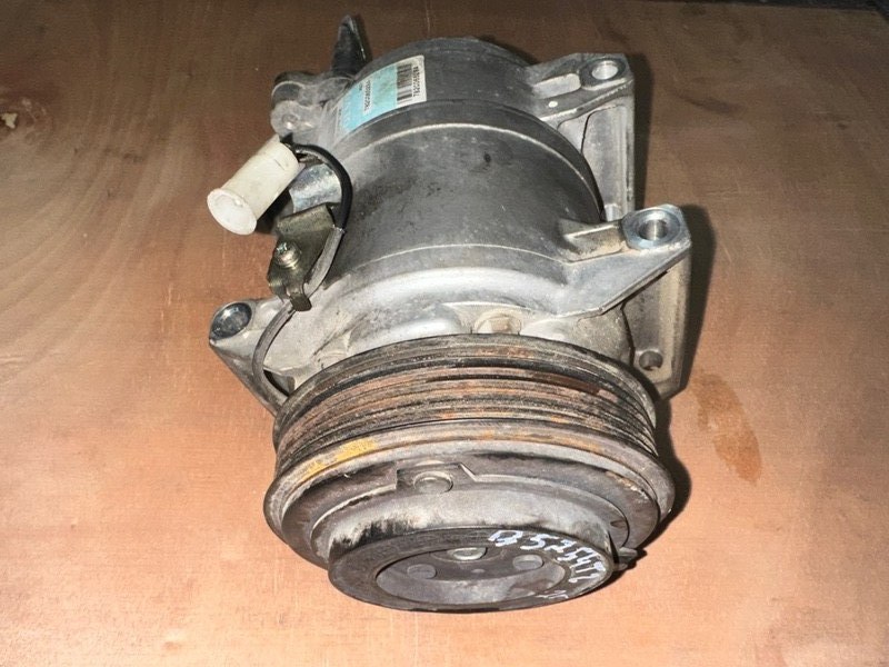 Компрессор кондиционера Volvo XC90 2008 2.5 B5254T2 30761388 контрактная