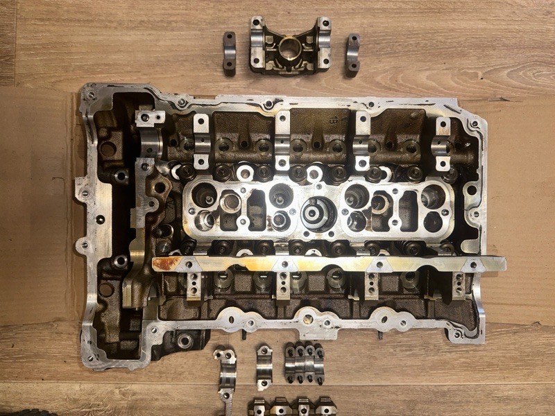 Головка блока цилиндров BMW 5 2012 F10 N20B20 контрактная
