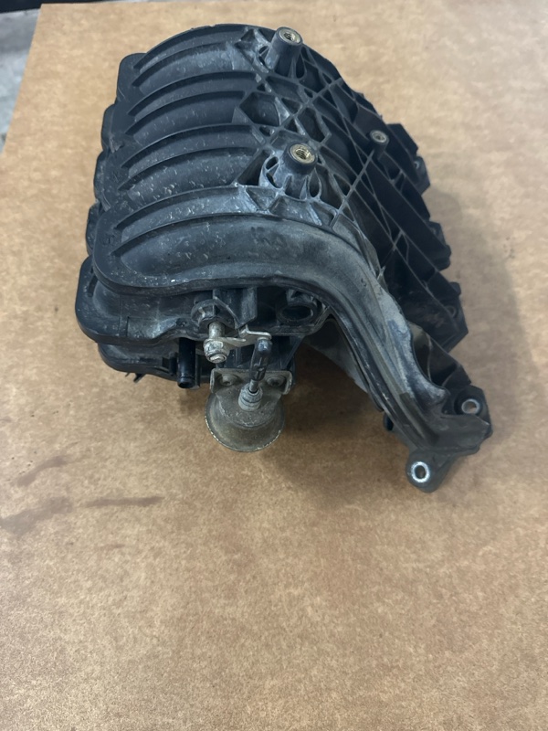 Коллектор впускной Lacetti 2009 1.6 F16D3 Коллектор впускной Lacetti 2009 1.6 F16D3