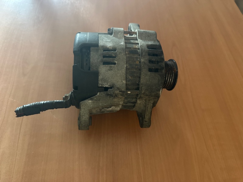 Генератор Lacetti 2008 1.6 F16D3 Генератор Lacetti 2008 1.6 F16D3