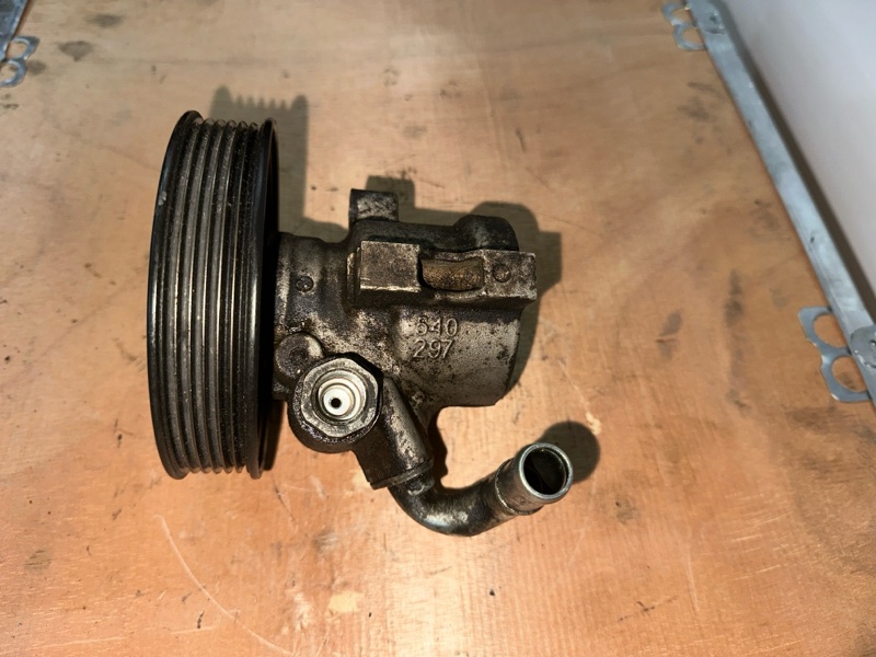 Насос гидроусилителя руля Chevrolet Captiva 2.4 Z24SED