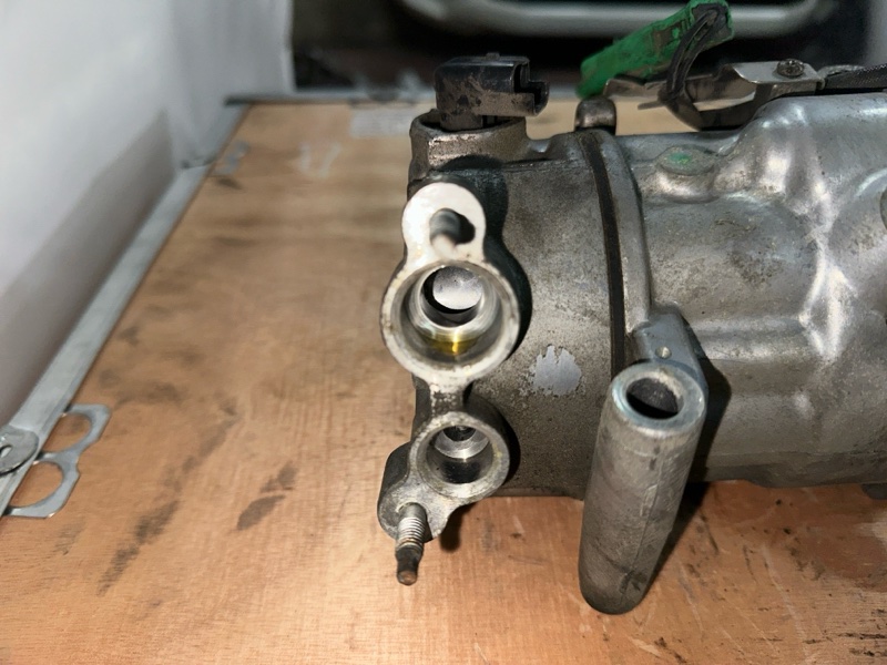 Компрессор кондиционера C4 2009 1.6 5FW