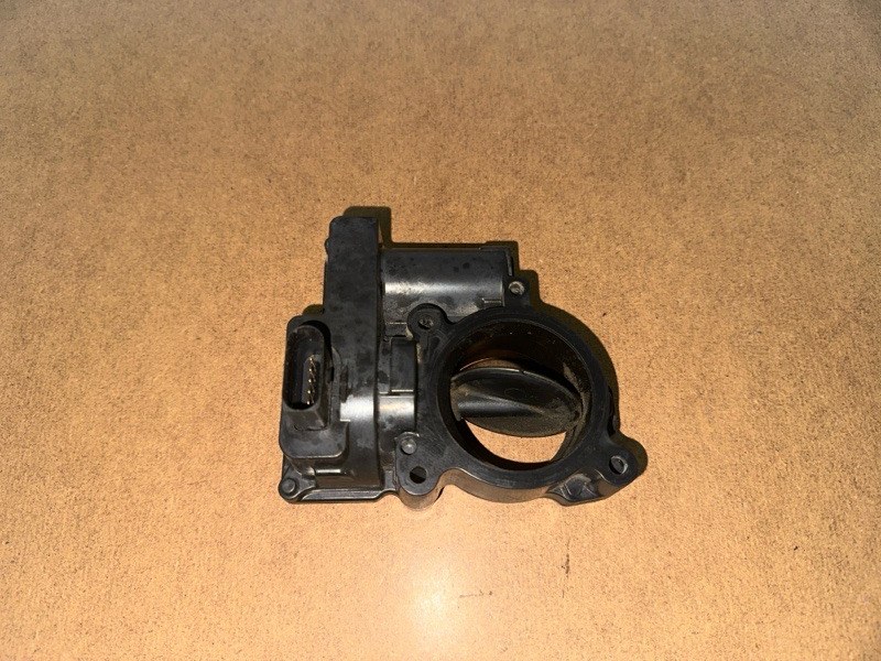 Дроссельная заслонка Volkswagen Golf 2012 6 1.4 CAV 03C128063A контрактная