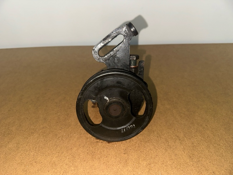 Запчасть насос гидроусилителя руля Kia Rio 2005 1.6 A6D контрактная Насос гидроусилителя руля Kia Rio 2005 1.6 A6D контрактная