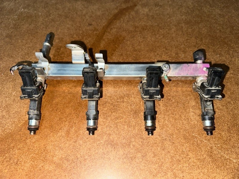 Топливная рейка Opel Astra J 1.4 A14NET