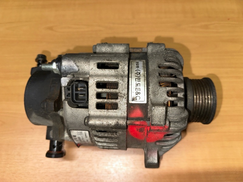 Генератор Hyundai Tucson 2008 2.0 D4EA контрактная