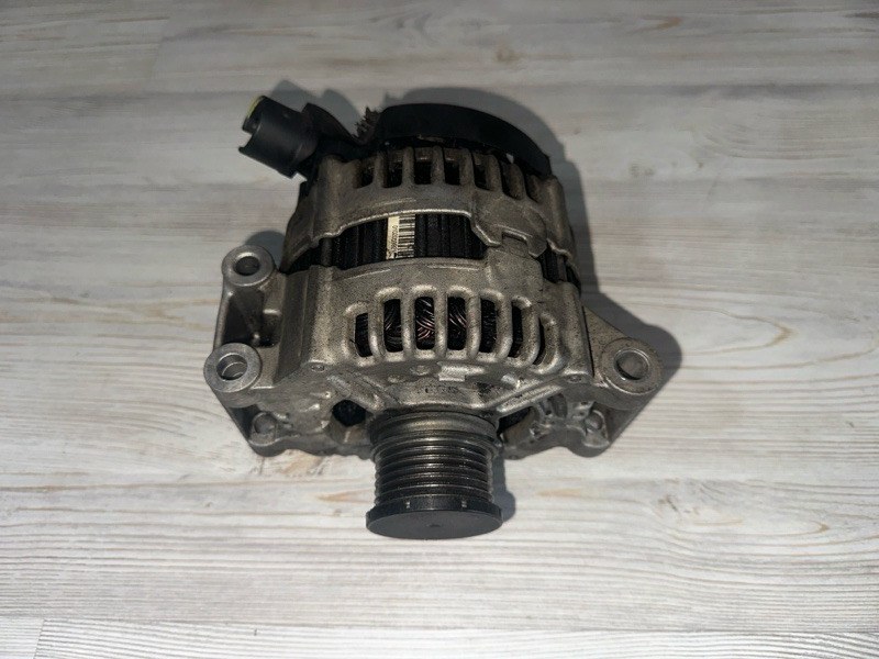 Генератор Peugeot 308 2009 1.6 5FW 9666997980 контрактная